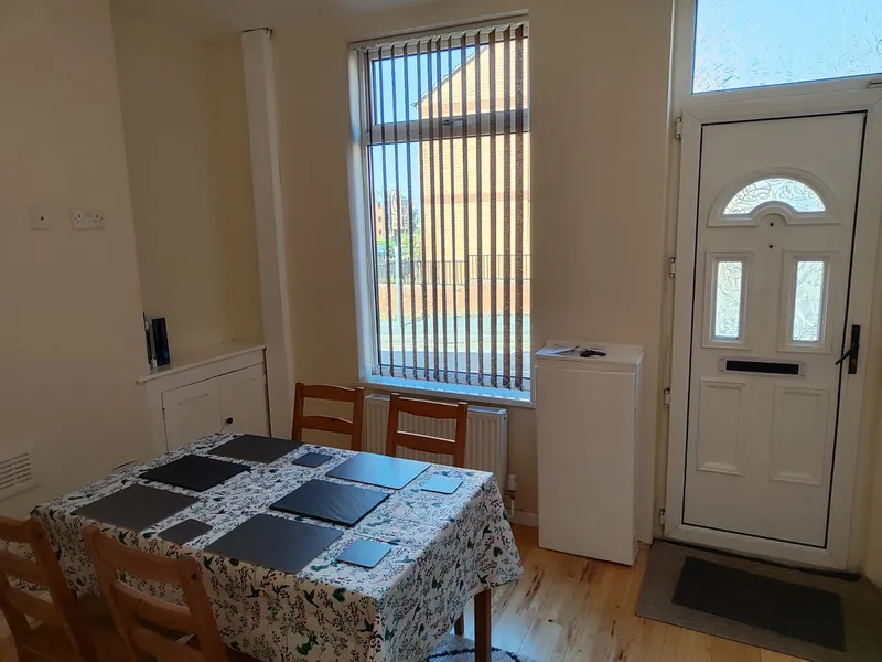 Norwood Road: 2 Bedroom House NG7 3FJ - Image 12